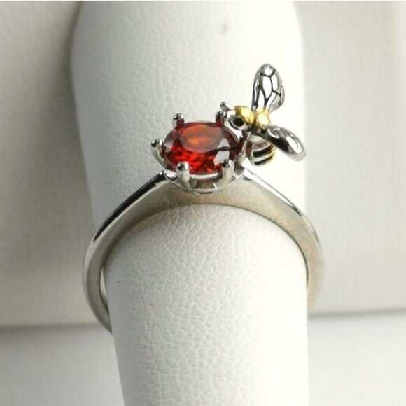 JEM Designs Shop Jewelry - Spessartite Garnet Bee sterling silver ring size 7 🆕